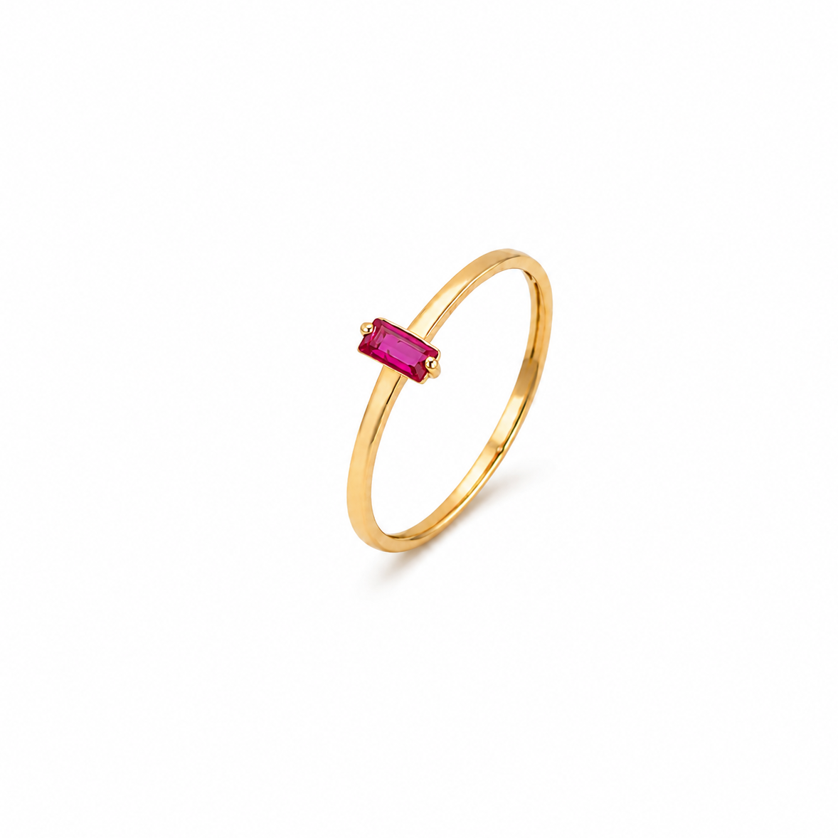 18K Gold Ring with Rectangular Fuchsia Stone Design