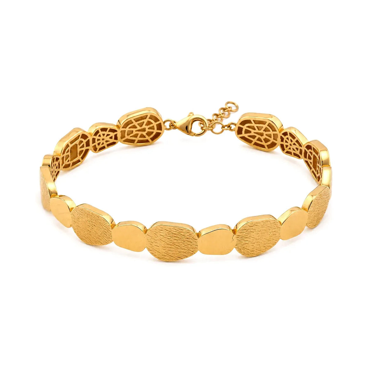 18K Bracelet with Golden Beads Design