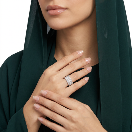 18K White Gold Ring with Wide Paved Stones Design