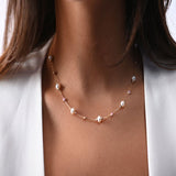 18K Gold Pearl Necklace with Delicate Design