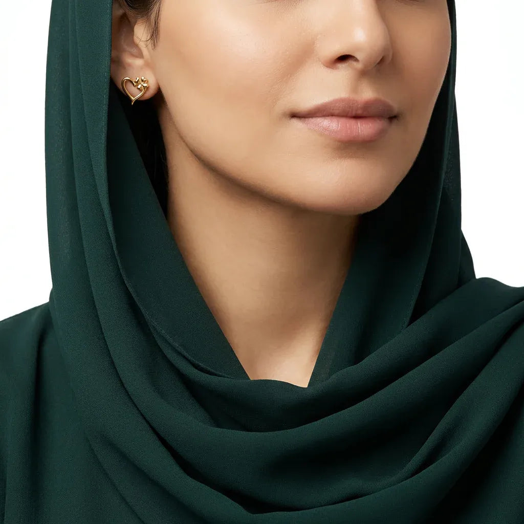 أقراط ذهب عيار 18 بتصميم القلب المزدهر