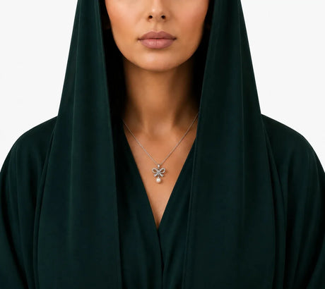 عقد لؤلؤ الماس عيار 18