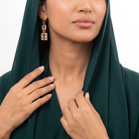 أقراط أكوا ذهب عيار 18 بقفل محكم