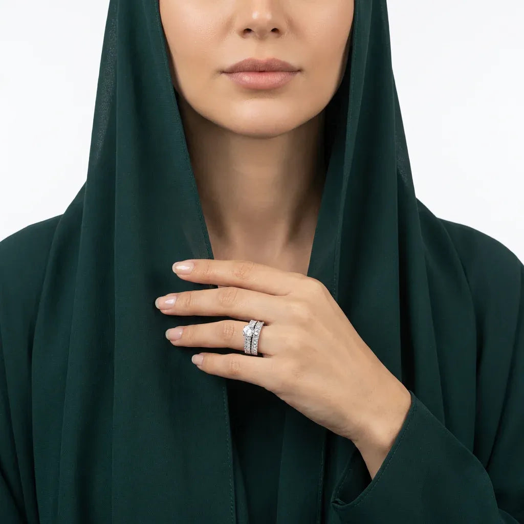 خاتم ذهب عيار 18 توينز بتصميم طبقتين بفصوص لامعة
