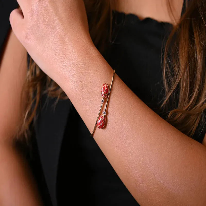18K bracelet with Ornate Elements Design in Red