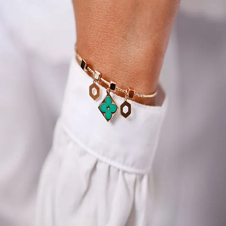 18K Gold Kids bracelet with Lucky Design