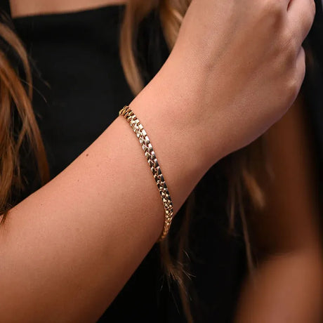 18K Chain Bracelet with Interwoven Braided Design