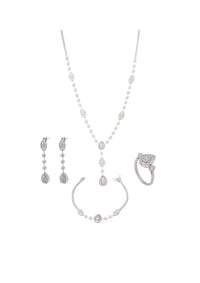 18K White Gold Set Elegance