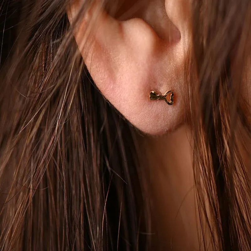 18K Gold Earrings with Heart and Key Design