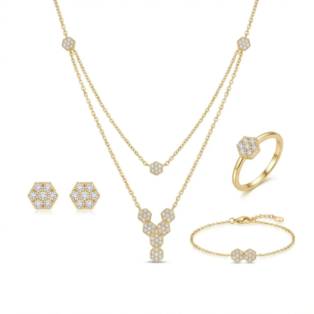 18K Gold Set with Geometric Design and Stones
