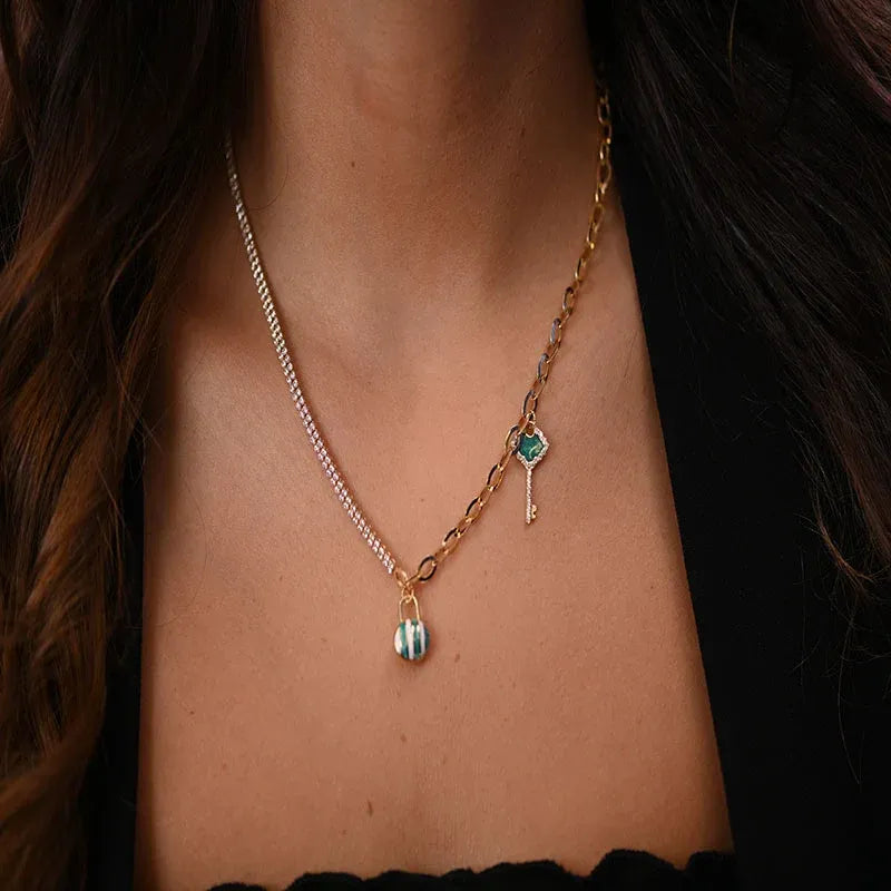 18K Gold Necklace Green Heart