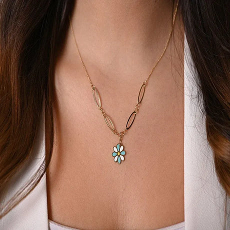 18K Gold Necklace Spring Breeze Flower