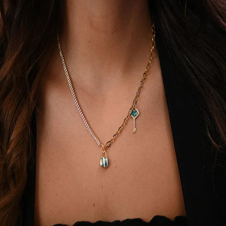 18K Gold Necklace Heart Key