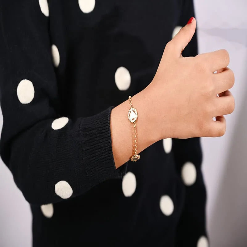 18K Gold Kids Chain Bracelet with Sculpted Oval Design