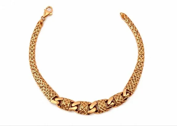 طقم ذهب عيار 21 بتصميم سلسلة متشابكة